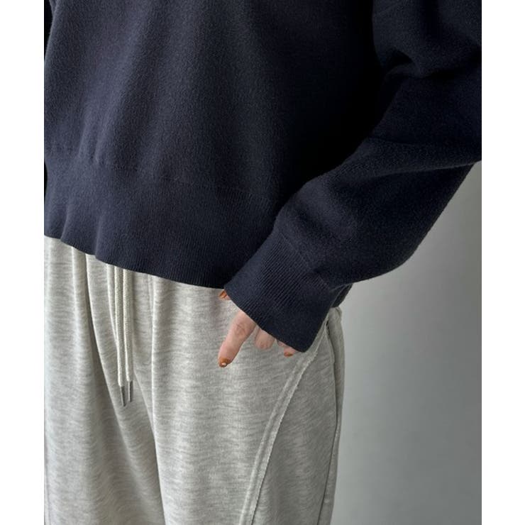 スウェットライクで”魅せる”大人のリラクシーな1枚。胸元サインロゴ刺繍入りニット… | Classical Elf  | 詳細画像40 