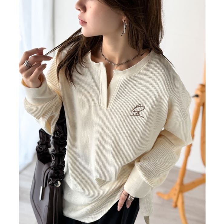 洒落感アップのこなれT。胸刺繍ワッフルオーバーサイズキーネックロンT（長袖） | Classical Elf  | 詳細画像6 