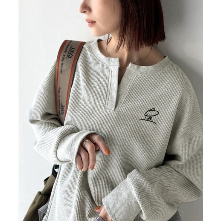 洒落感アップのこなれT。胸刺繍ワッフルオーバーサイズキーネックロンT（長袖） | Classical Elf  | 詳細画像11 
