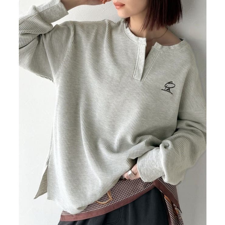 ライトグレー | 洒落感アップのこなれT。胸刺繍ワッフルオーバーサイズキーネックロンT（長袖） | Classical Elf 