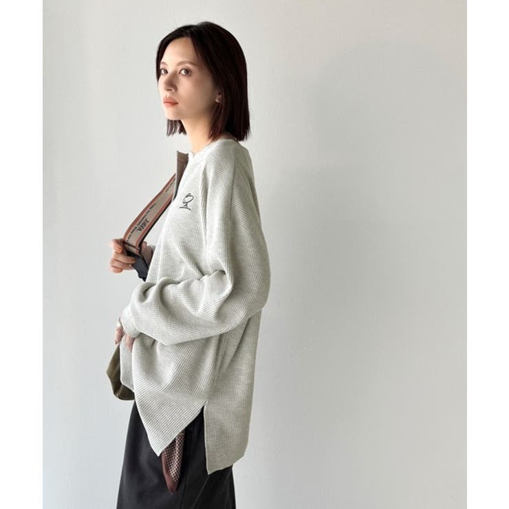 洒落感アップのこなれT。胸刺繍ワッフルオーバーサイズキーネックロンT（長袖） | Classical Elf  | 詳細画像17 