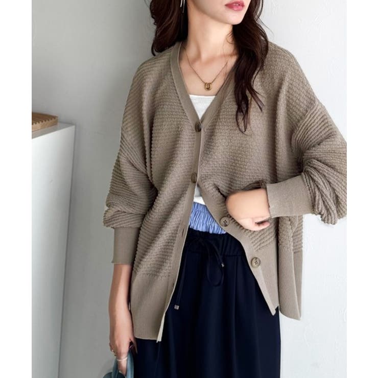 ゆるっと羽織って、即こなれ見え。表面変化ブークレニットカーディガン | Classical Elf  | 詳細画像18 