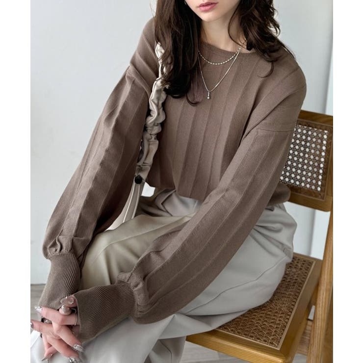 大人のカジュアルを極める。タック編み袖口スリットパフニット | Classical Elf  | 詳細画像16 