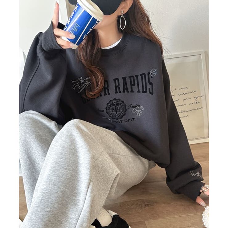 今っぽカジュアルの本命スウェット♪エンブレム風らくがき刺繍入りフロッキープリント… | Classical Elf  | 詳細画像8 