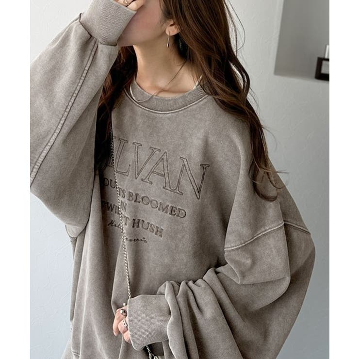 レトロデザインに釘付け！ピグメント加工刺繍ロゴ裏毛オーバーサイズ