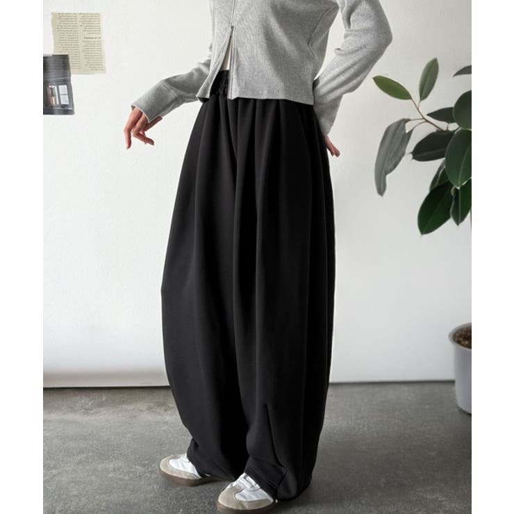 ブラック | シンプルコーデに動きをプラス♪ダンボールイージーカーブパンツ | Classical Elf 
