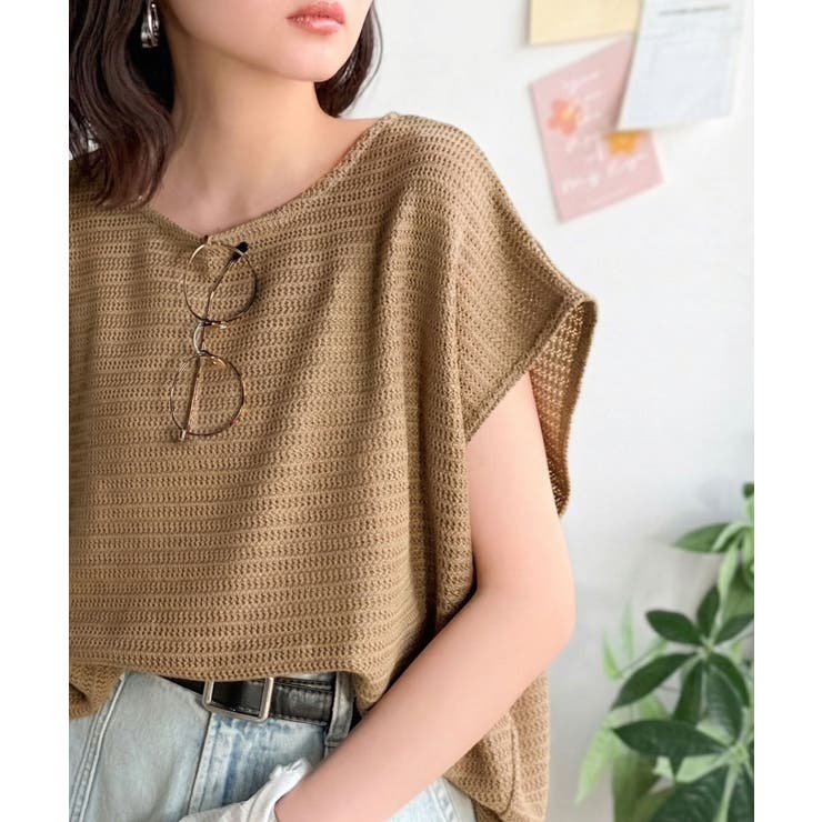 ベージュ | 上品な透け感で華やかに決まる。レーシージャガード フレンチスリーブ ドルマントッ… | Classical Elf 