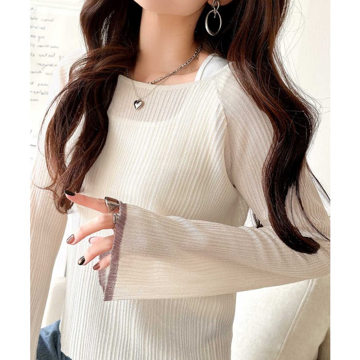 アイボリー | 透き通る気品を、日常に。ランダムタックシアー袖フレア長袖トップス | Classical Elf 