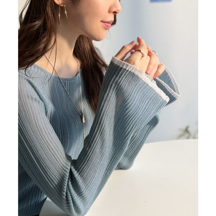 ブルー | 透き通る気品を、日常に。ランダムタックシアー袖フレア長袖トップス | Classical Elf 