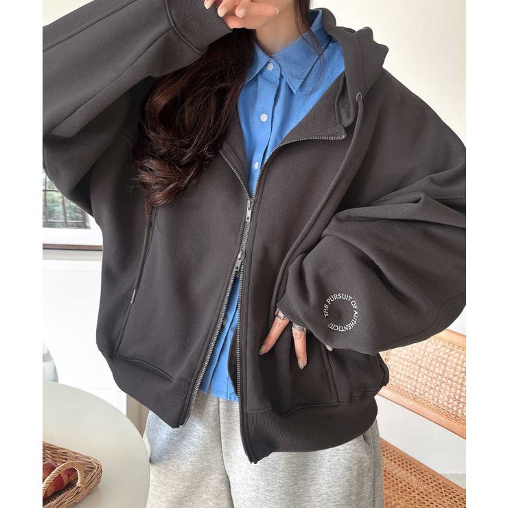 チャコール | バランスの良い丈感でさりげなくスタイルアップ♪クロップドワイド裏起毛切り替えパー… | Classical Elf 