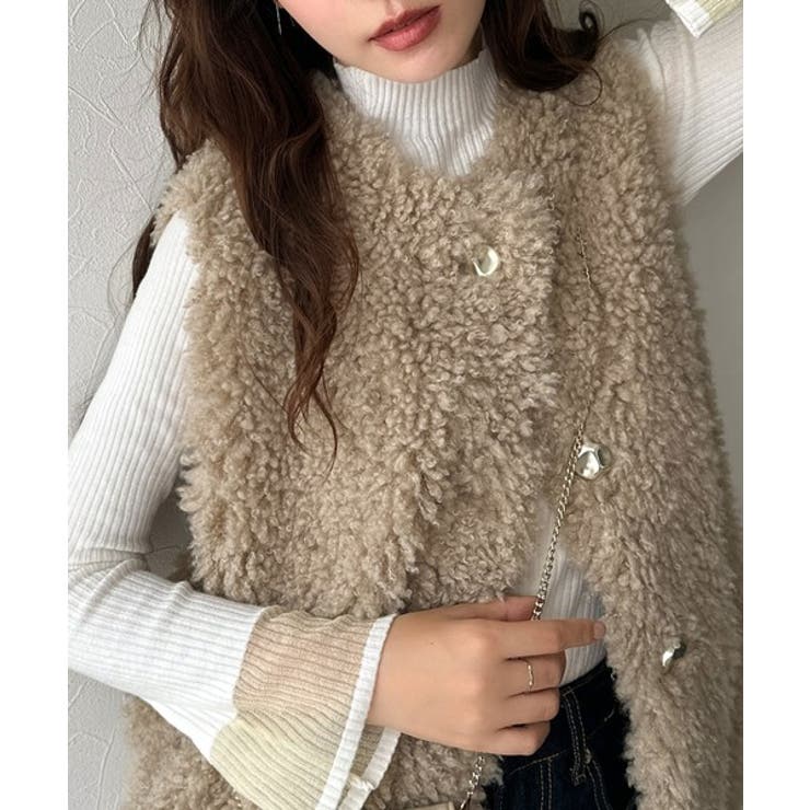 ベージュ | もこもこ感が愛らしい♪暖か前後2wayプードルボアベスト | Classical Elf 