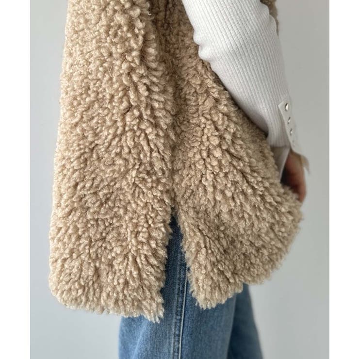 CLORE＋ プードルベスト ボアベスト ベージュ CLORE＋ プードルベスト ボアベスト ベージュ