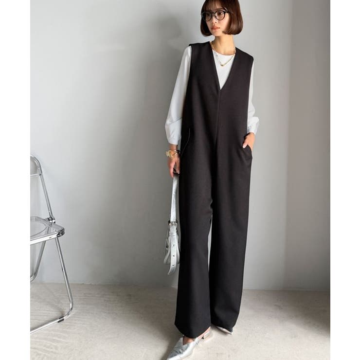 1枚でキマる私スタイル。フラップポケットVネックサロペット[品番