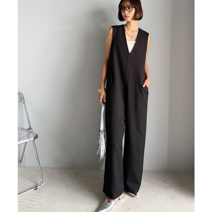 1枚でキマる私スタイル。フラップポケットVネックサロペット[品番