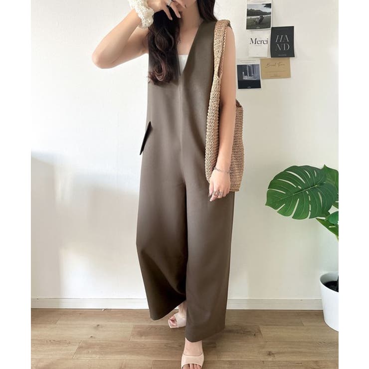 1枚でキマる私スタイル。フラップポケットVネックサロペット | Classical Elf  | 詳細画像37 