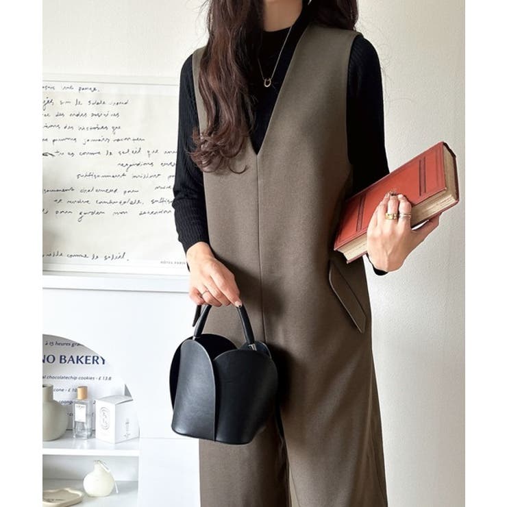 1枚でキマる私スタイル。フラップポケットVネックサロペット | Classical Elf  | 詳細画像32 