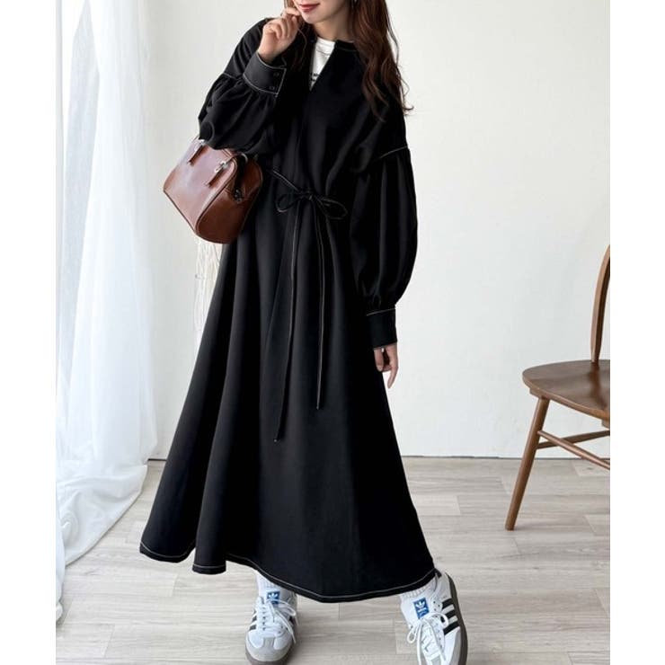 ブラック | ぽわんとあざとく。ウエストリボン使い配色ステッチキーネックワンピース（長袖） | Classical Elf 