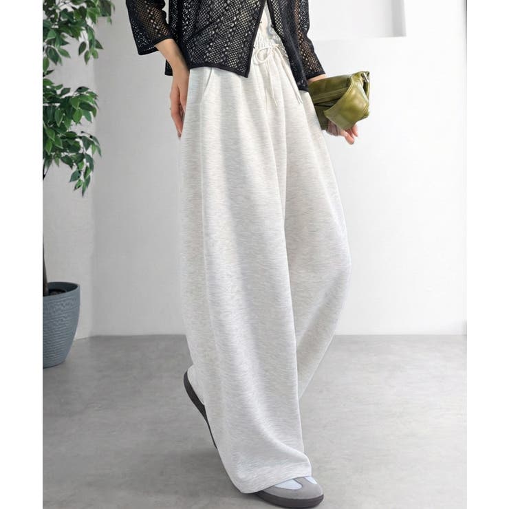 オートミール | きれいめに穿ける。ダンボール素材オーバーサイズ２タックイージーパンツ（ワイド） | Classical Elf 