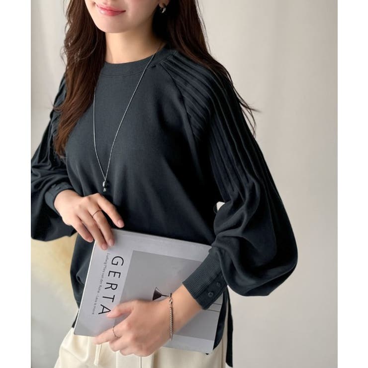 カジュアルな中にも上品さを。綿100%袖山タックラグラン長袖Tシャツ | Classical Elf  | 詳細画像21 