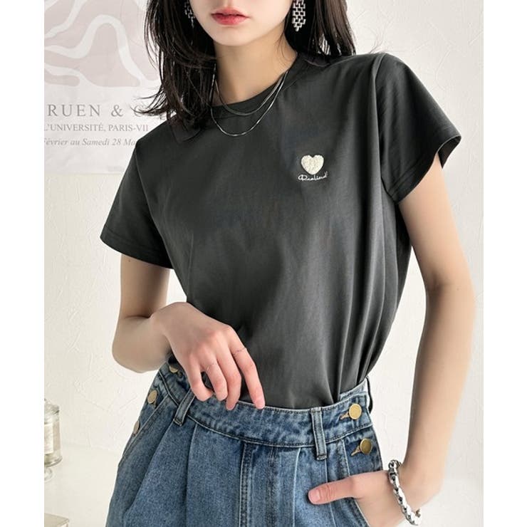 トレンドをまとう。綿100％シルケット風ハート胸サガラ刺繍Tシャツ（半袖） | Classical Elf  | 詳細画像11 