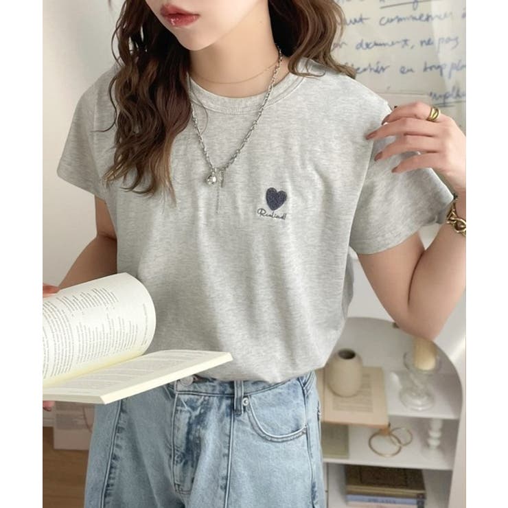 トレンドをまとう。綿100％シルケット風ハート胸サガラ刺繍Tシャツ（半袖） | Classical Elf  | 詳細画像23 