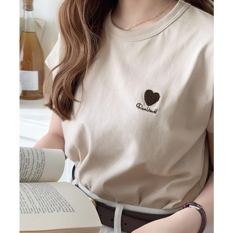 トレンドをまとう。綿100％シルケット風ハート胸サガラ刺繍Tシャツ（半袖） | Classical Elf  | 詳細画像34 
