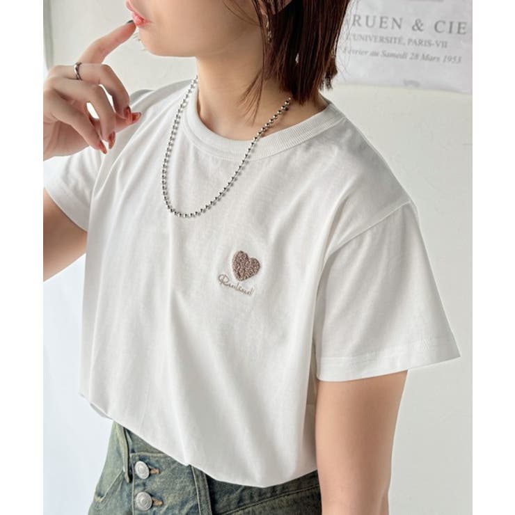 トレンドをまとう。綿100％シルケット風ハート胸サガラ刺繍Tシャツ（半袖） | Classical Elf  | 詳細画像1 