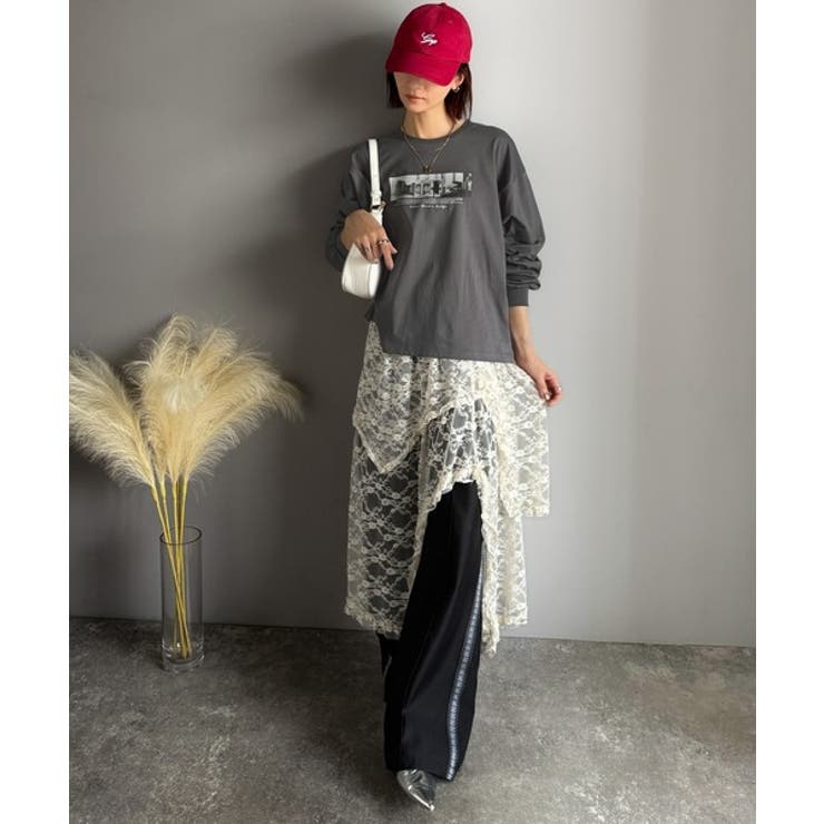 一枚でも、レイヤードでも。モードな雰囲気で魅せる綿100％モノクロフォトプリント… | Classical Elf  | 詳細画像13 