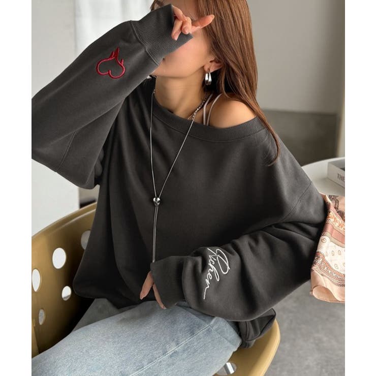 こなれた主役級の存在感♪袖ハート＆手書き風ロゴ刺繍裏毛オフショルオーバーサイズス… | Classical Elf  | 詳細画像19 