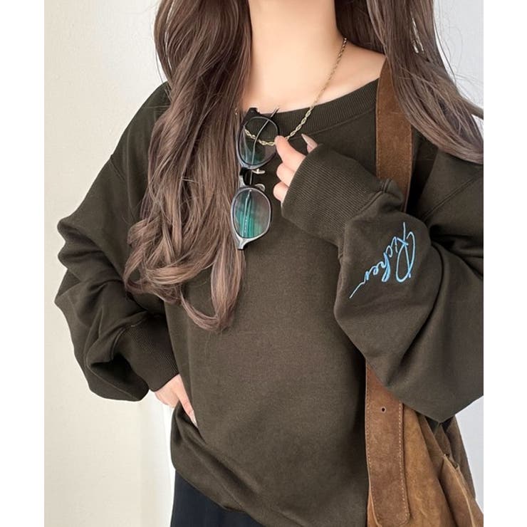 こなれた主役級の存在感♪袖ハート＆手書き風ロゴ刺繍裏毛オフショルオーバーサイズス… | Classical Elf  | 詳細画像31 