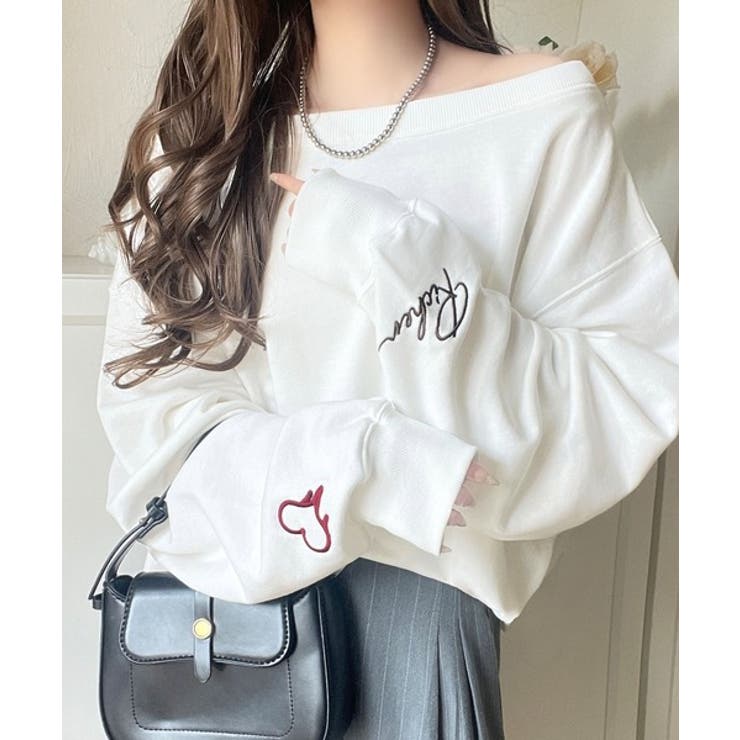 こなれた主役級の存在感♪袖ハート＆手書き風ロゴ刺繍裏毛オフショルオーバーサイズス… | Classical Elf  | 詳細画像2 