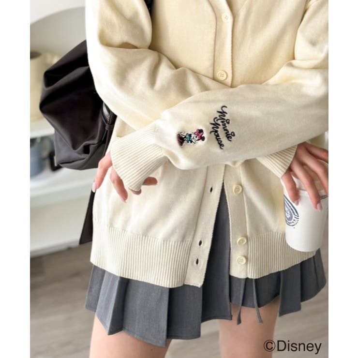 アイボリー | 数量限定！リンクコーデも楽しめる♪綿100%「ディズニー」袖刺繍カーディガン | Classical Elf 