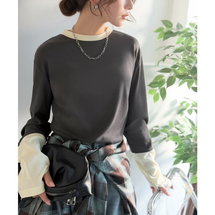 レイヤード見えで仕上げる、きれいめモード。指穴（サムホール）付き袖配色切り替えテ… | Classical Elf  | 詳細画像22 