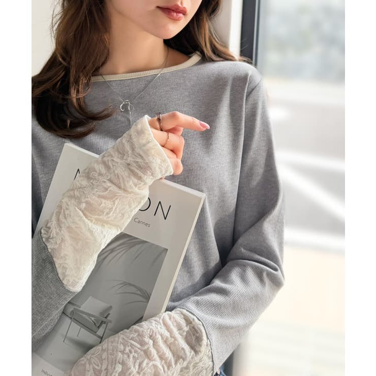 グレー | 袖先にジャガード咲く♪春、大本命の一着。ふくれジャガード切り替えリブトップス (… | Classical Elf 