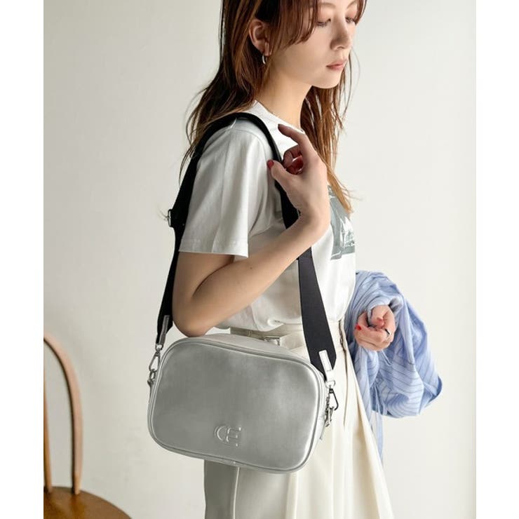 気取らないのに、おしゃれ見え。エンボスショルダーバッグ | Classical Elf  | 詳細画像19 