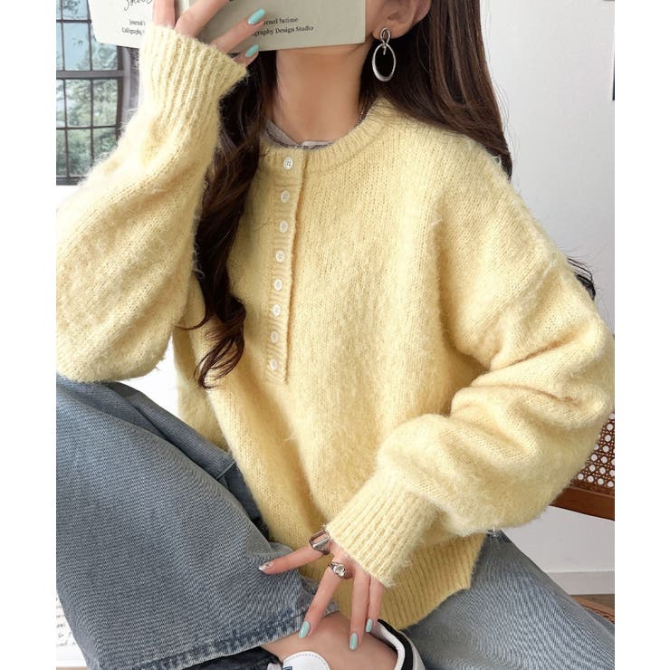 ベイビーイエロー | 豊富な7色展開！お気に入りの色を見つけよう！ふんわり起毛ヘンリーネックニット | Classical Elf 