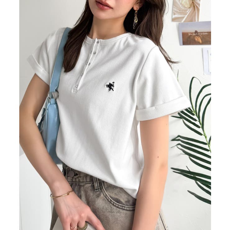 すっきり華奢魅せ。袖ロールアップ胸刺繍入りヘンリーネックリブTシャツ (半袖) | Classical Elf  | 詳細画像5 