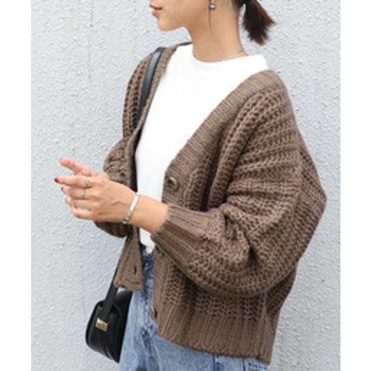 ざっくり編みが可愛い 大人可愛いカーデ ガーター編みショート丈