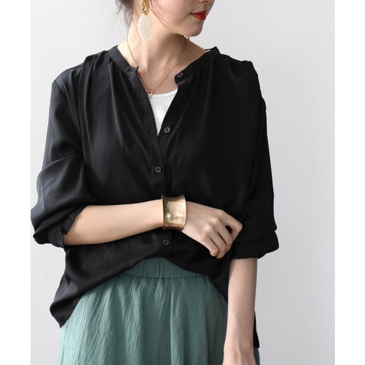 ブラック | てろんとしなやか。ギャザー袖バンドカラーシャツ | Classical Elf 