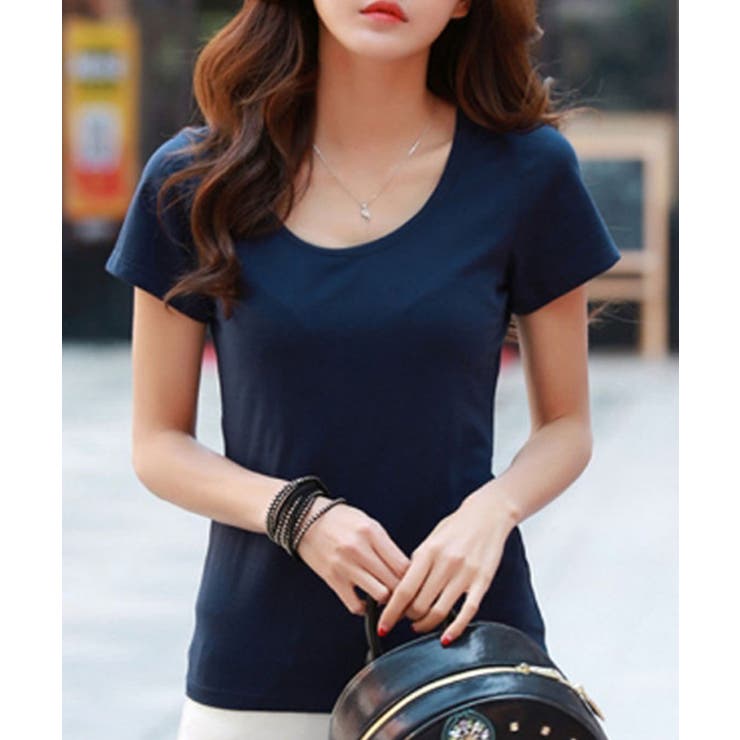 選べる2タイプのセレブ風無地Tシャツ デニムとの相性◎Tシャツ