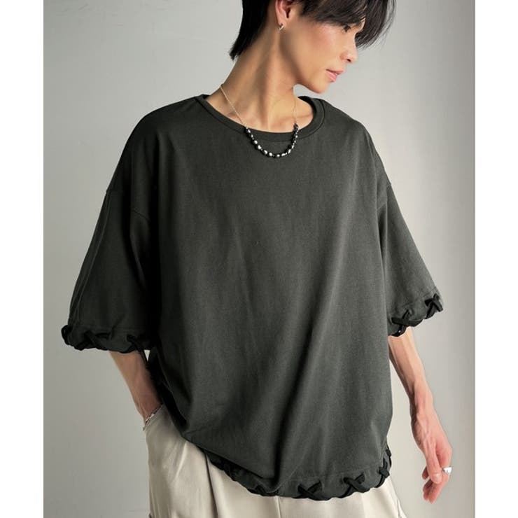 チャコール×ブラック | トレンドライクなゆるシルエット。【メンズ】ステッチデザインTシャツ（半袖） | Classical Elf Men