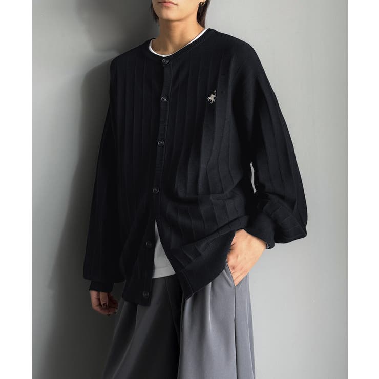 知的に決まる、メンズの上品シンプル。胸刺繍タック編みカーディガン（長袖） | Classical Elf Men | 詳細画像10 