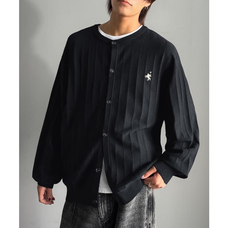 知的に決まる、メンズの上品シンプル。胸刺繍タック編みカーディガン（長袖） | Classical Elf Men | 詳細画像5 