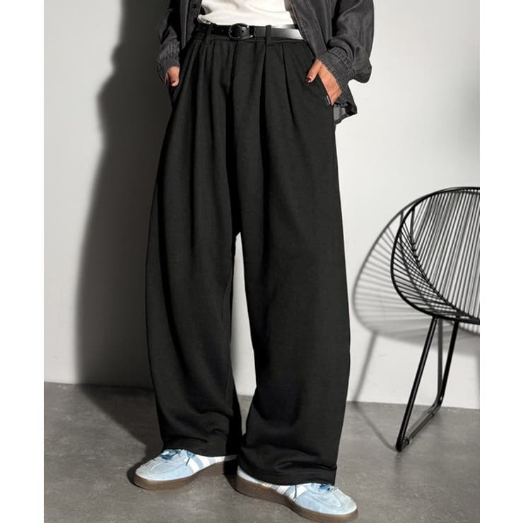 ブラック | 「まるでスラックス！」ベルトループ付き2タックカーブシルエットスウェットパンツ | Classical Elf Men