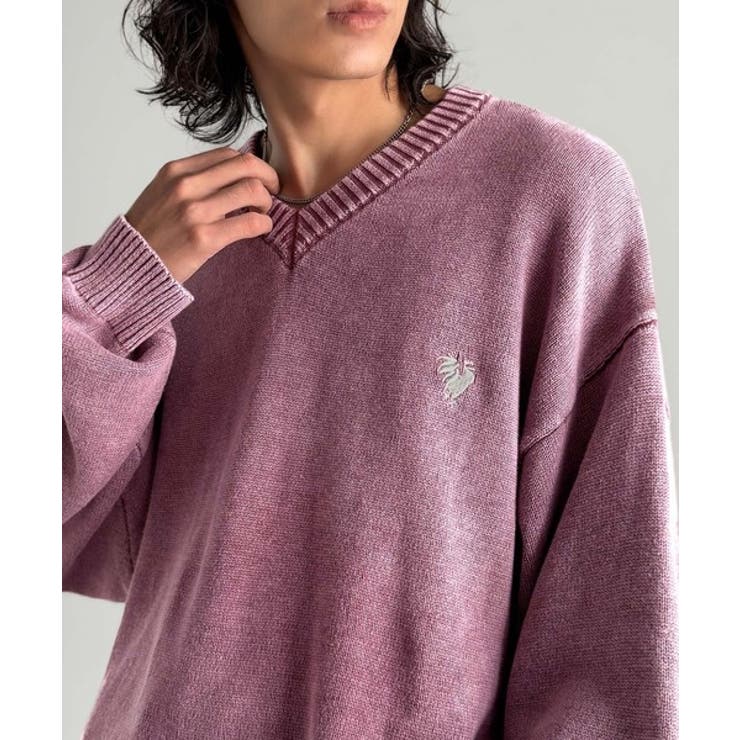 「自分ウケ最強。」綿100％刺繍入りピグメント加工Vネックセーター | Classical Elf Men | 詳細画像28 