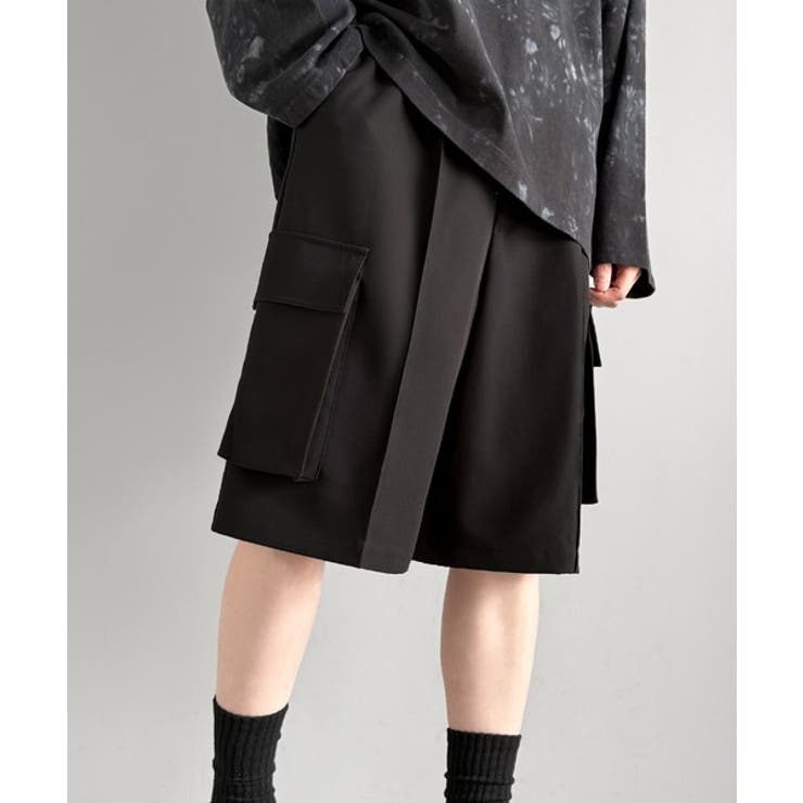 ブラック | 「整う、ラフ感。」カーゴポケット ルーズシルエット ハーフスラックス | Classical Elf Men