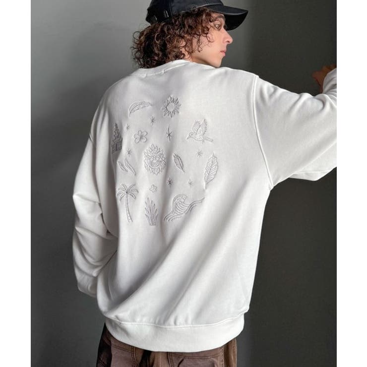 ホワイト | 「背中で魅せる。」バック刺繍入りスウェットトレーナー Back | Classical Elf Men