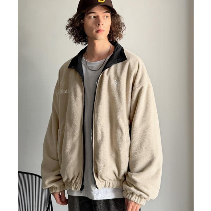 これ1着で実質2着分の価値。」ナイロン×ボア2wayリバーシブル胸元刺繍