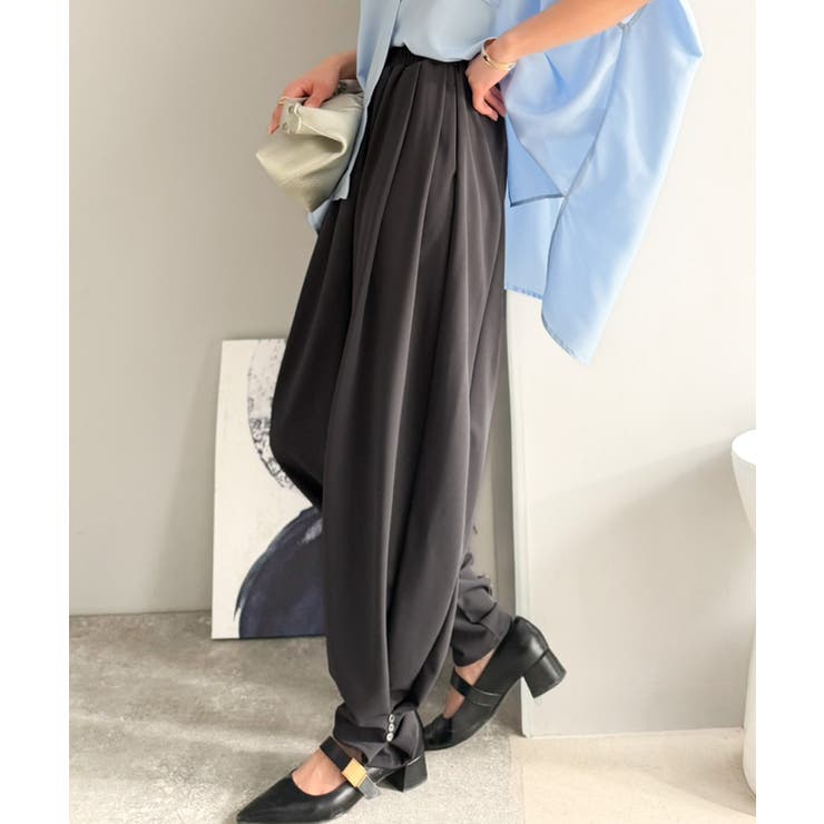 チャコール | 【Classical Evon】ディティールの一癖が、自信をくれる。タックボリュ… | Classical Elf 