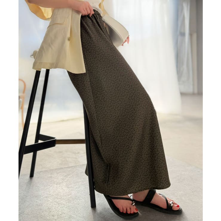 【Classical Evon】上品な落ち感で魅せる、サテンの美しさ。ウエストギ… | Classical Elf  | 詳細画像17 